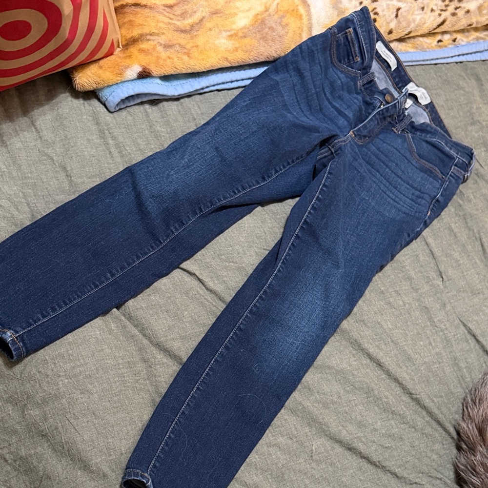 Universal Thread Women's Dark Blue Skinny Jeans